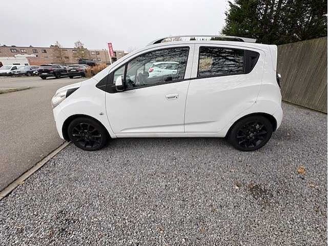 Chevrolet - spark - 1.0 16v lt+ bi-fuel - car - 2011 - afbeelding 10 van  17