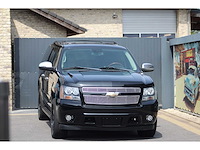 Chevrolet - suburban v8 - car - 2009 - afbeelding 31 van  32