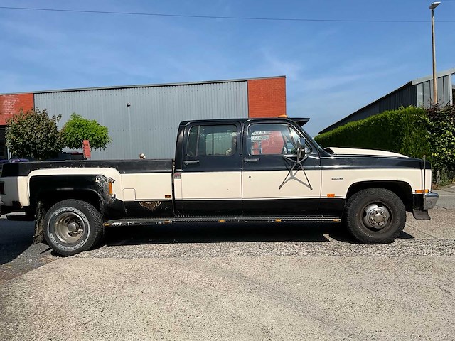 Chevrolet c30 dually oldtimer - afbeelding 4 van  8