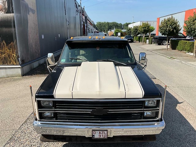 Chevrolet c30 dually oldtimer - afbeelding 2 van  34