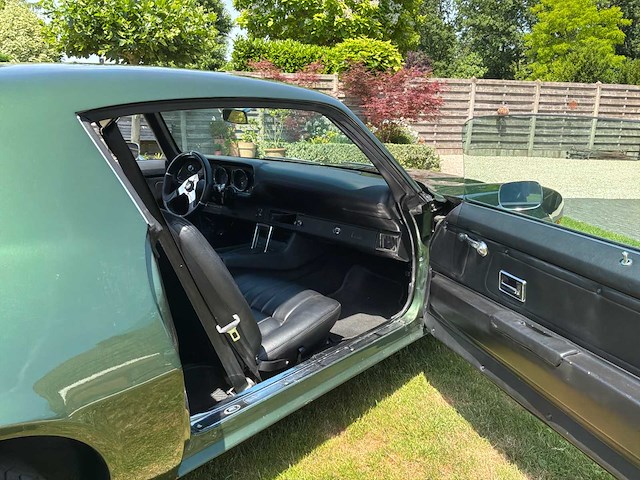 Chevrolet camaro oldtimer - afbeelding 17 van  36