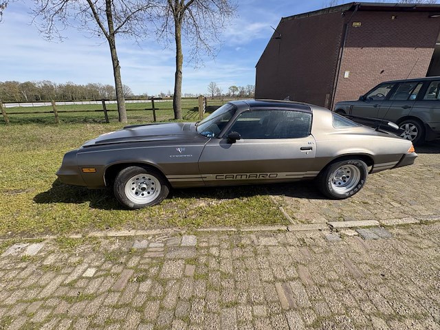 Chevrolet camaro - afbeelding 12 van  23