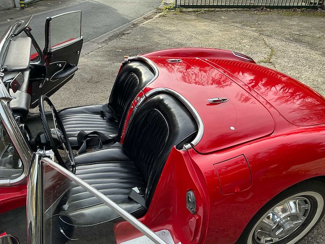 Chevrolet corvette c1 cabrio oldtimer - afbeelding 26 van  54