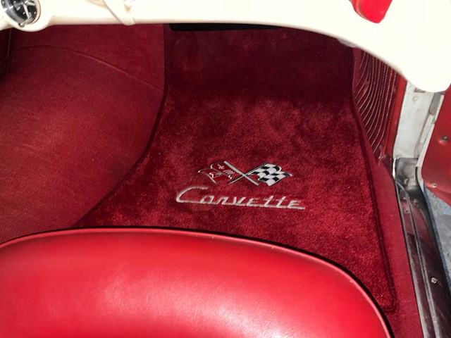Chevrolet corvette c1 cabriolet vintage auto - afbeelding 21 van  49