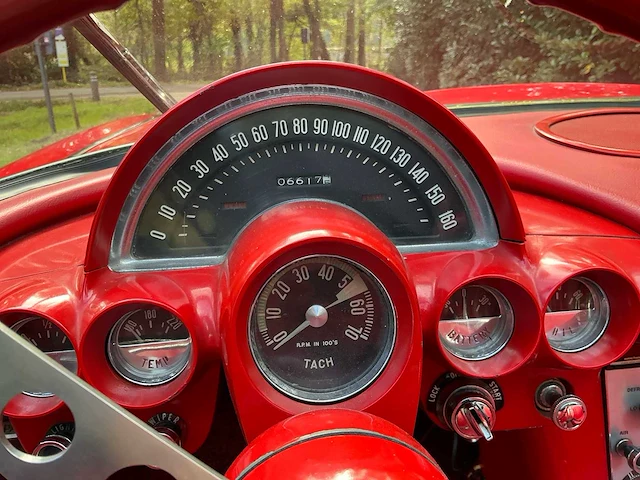 Chevrolet corvette c1 oldtimer - afbeelding 12 van  55