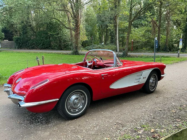 Chevrolet corvette c1 oldtimer - afbeelding 54 van  55