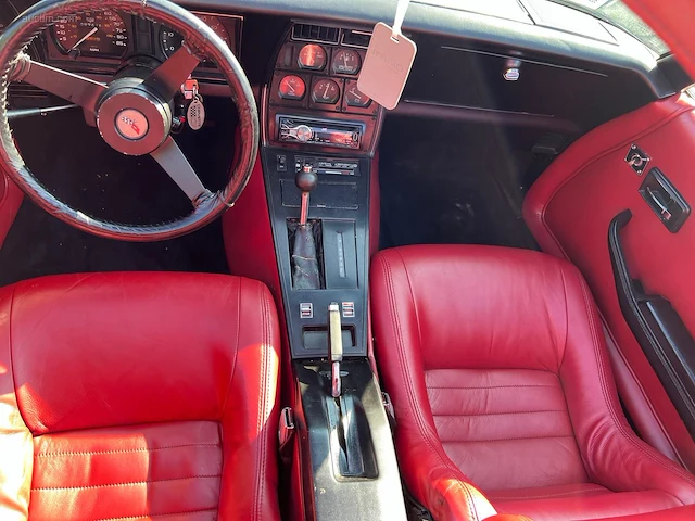 Chevrolet corvette c3 1982 - afbeelding 2 van  16