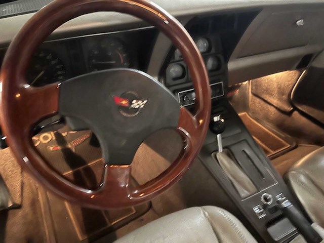 Chevrolet corvette c3 oldtimer - afbeelding 3 van  22