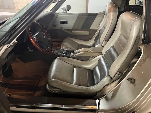 Chevrolet corvette c3 oldtimer - afbeelding 4 van  20