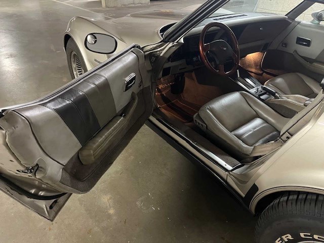 Chevrolet corvette c3 oldtimer - afbeelding 5 van  20