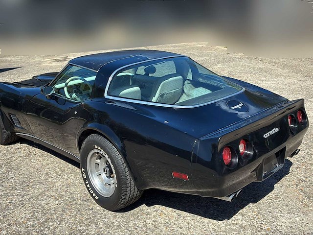 Chevrolet corvette c3 targa v8 coupé oldtimer (met papieren) - afbeelding 34 van  52