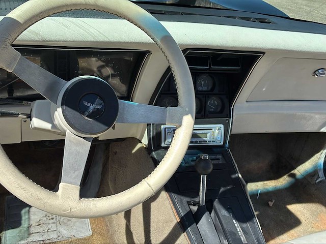 Chevrolet corvette c3 targa v8 coupé oldtimer (met papieren) - afbeelding 9 van  50