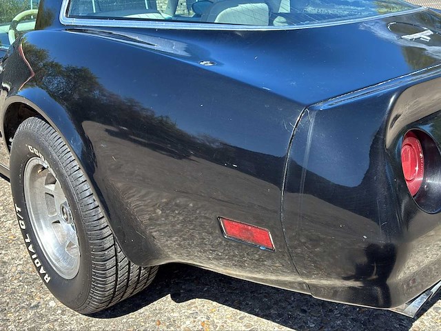 Chevrolet corvette c3 targa v8 coupé oldtimer (met papieren) - afbeelding 34 van  50