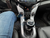 Chevrolet cruze 2.0 tdci ls, 2010 - afbeelding 8 van  37