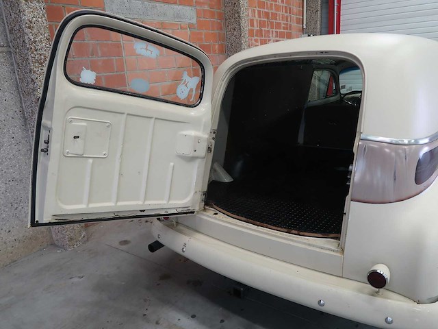 Chevrolet delivery van - afbeelding 46 van  53