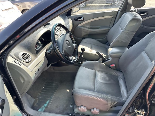 Chevrolet nubira 1.6i 16v sx 109, 2005 - afbeelding 29 van  30