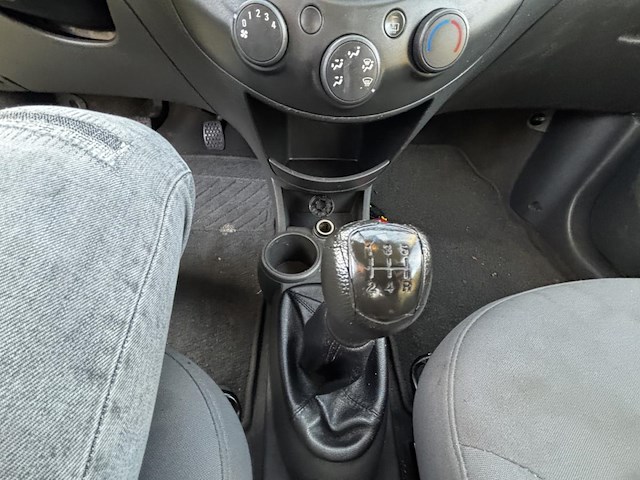 Chevrolet spark 1.0i, 2011 - afbeelding 6 van  36