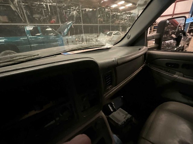 Chevrolet tahoe - afbeelding 14 van  16