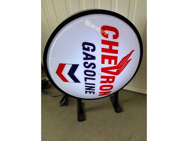 Chevron - gasoline - verlichtingsbord - afbeelding 1 van  4