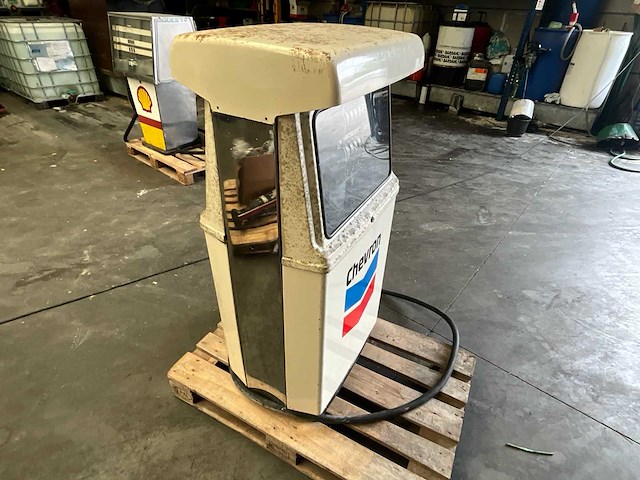 Chevron chevron tankpomp - afbeelding 3 van  4
