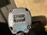 Chicago pneumatic cp893 pneumatische slagmoersleutel - afbeelding 2 van  2