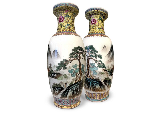 Chinees porselein (2x) - afbeelding 1 van  10