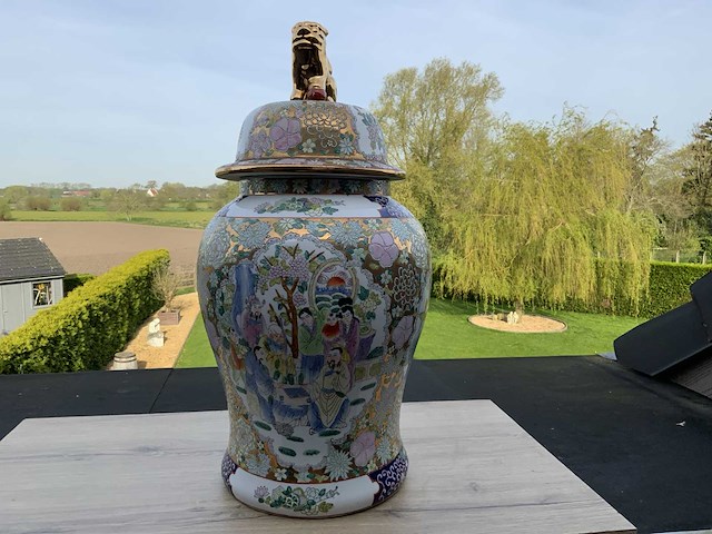 Chinees porselein h65cm - afbeelding 1 van  7