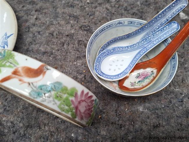 Chinees vaatwerk - afbeelding 2 van  3