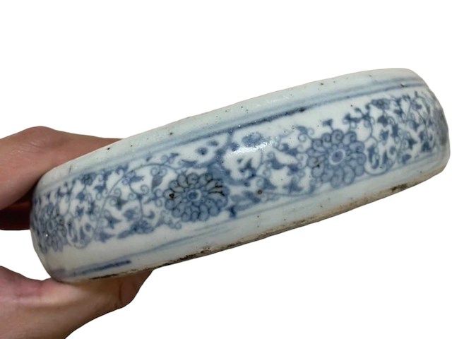 Chinese blue and white inkstone. wanli mark - afbeelding 39 van  47