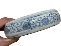 Chinese blue and white inkstone. wanli mark - afbeelding 39 van  47
