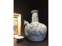 Chinese ceramic kendi - afbeelding 6 van  8