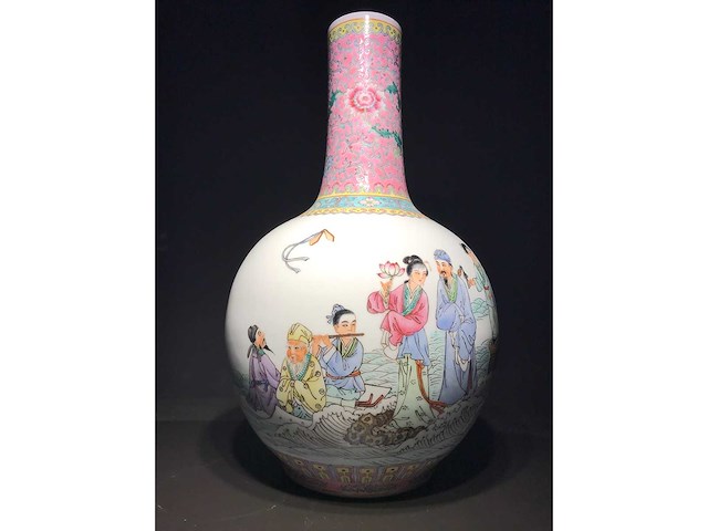 Chinese famille rose bottle vase ‘eight immortals’ - porcelain - china - afbeelding 16 van  38