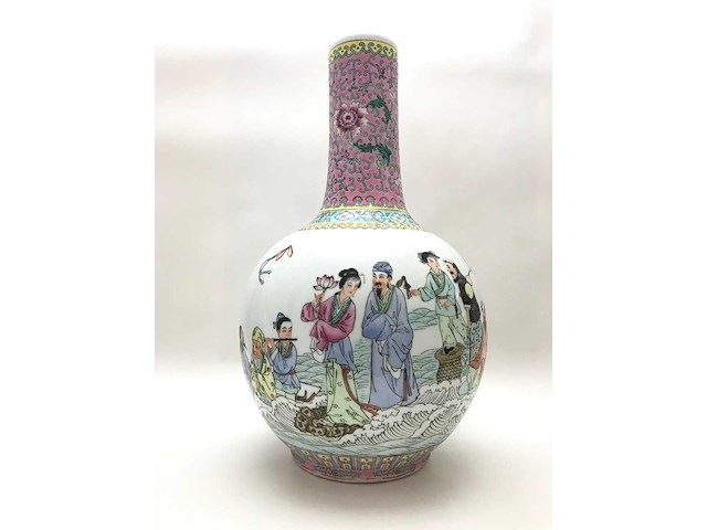 Chinese famille rose bottle vase ‘eight immortals’ - porcelain - china - afbeelding 35 van  38