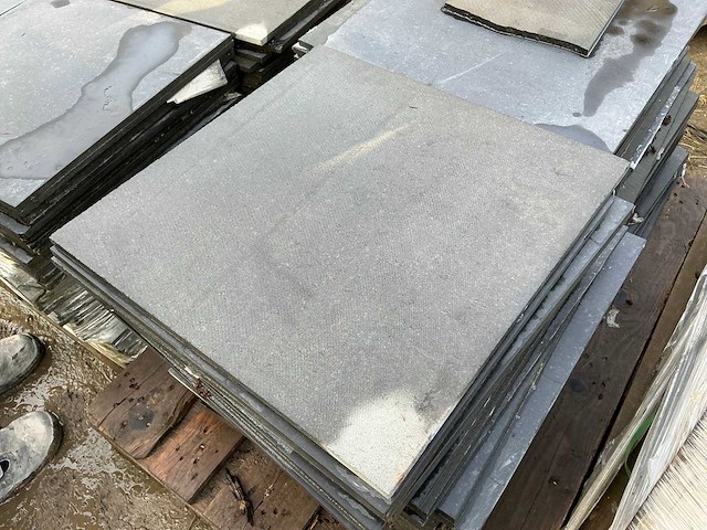 Chinese graniet (128x) - afbeelding 1 van  2