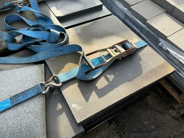 Chinese graniet (51x) - afbeelding 2 van  3