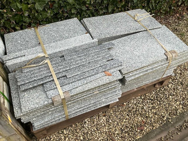 Chinese graniet (plinten) (3822x) - afbeelding 3 van  8