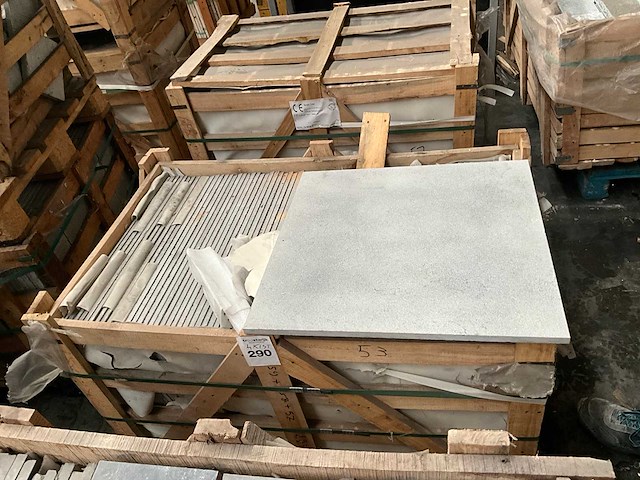 Chinese grijs natuursteen tuintegel - afbeelding 1 van  1