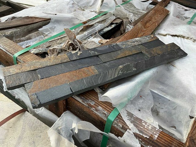 Chinese leisteen muurstrips (237x) - afbeelding 1 van  3