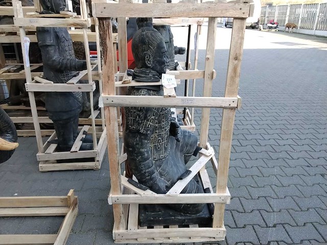 Chinese soldaat - afbeelding 2 van  2