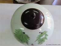Chinese vaas met houten deksel, gemarkeerd - afbeelding 3 van  6