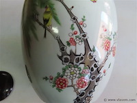 Chinese vaas met houten deksel, gemarkeerd - afbeelding 6 van  6