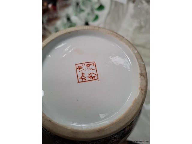 Chinese vaas - afbeelding 2 van  2