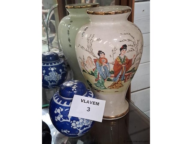 Chinese vaas - afbeelding 1 van  3