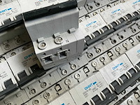 Chint dz47s-63 c63 partij installatieautomaten - afbeelding 5 van  6