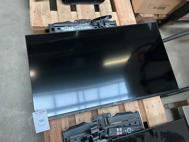 Chiq l40qh7g televisie - afbeelding 2 van  6