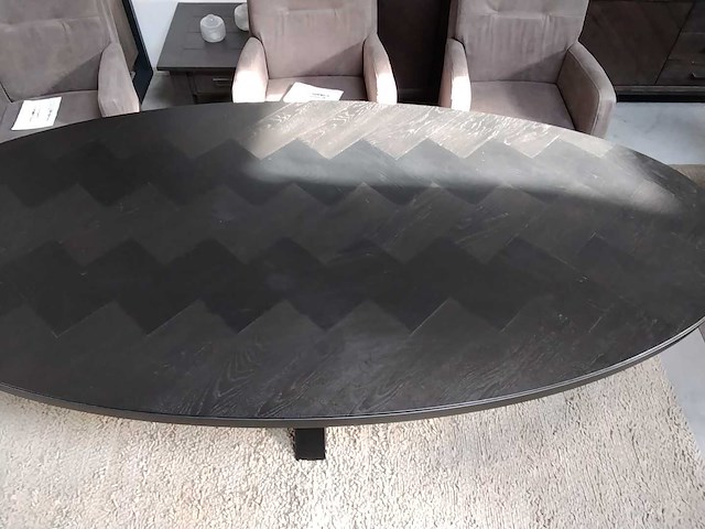 Chita - ovaal tafel eik parket - afbeelding 2 van  4