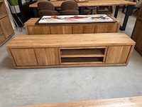 Chita - tv cabinet - afbeelding 1 van  2