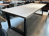 Chita eetkamertafel - afbeelding 2 van  2