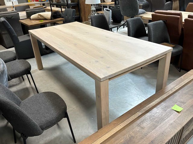 Chita eetkamertafel - afbeelding 1 van  2
