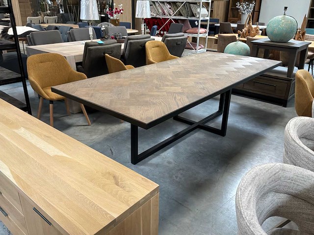 Chita eetkamertafel - afbeelding 1 van  2